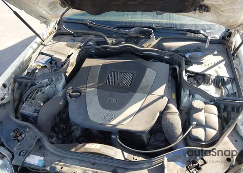 2009 Mercedes-Benz E 350 z USA, uszkodzony, nr VIN WDBUF56X49B423746